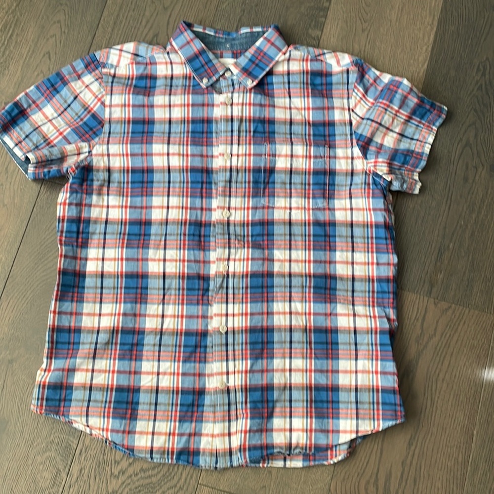 Gap- short sleeve button up